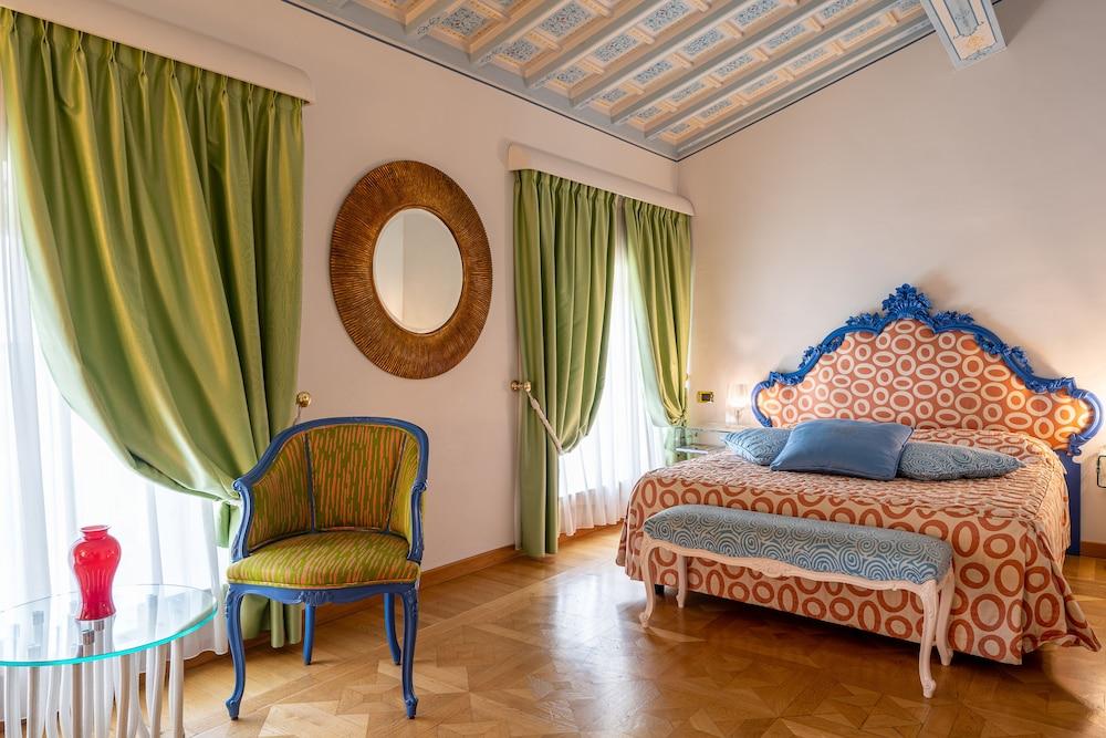 Hotel Byblos Art Amistà 5*