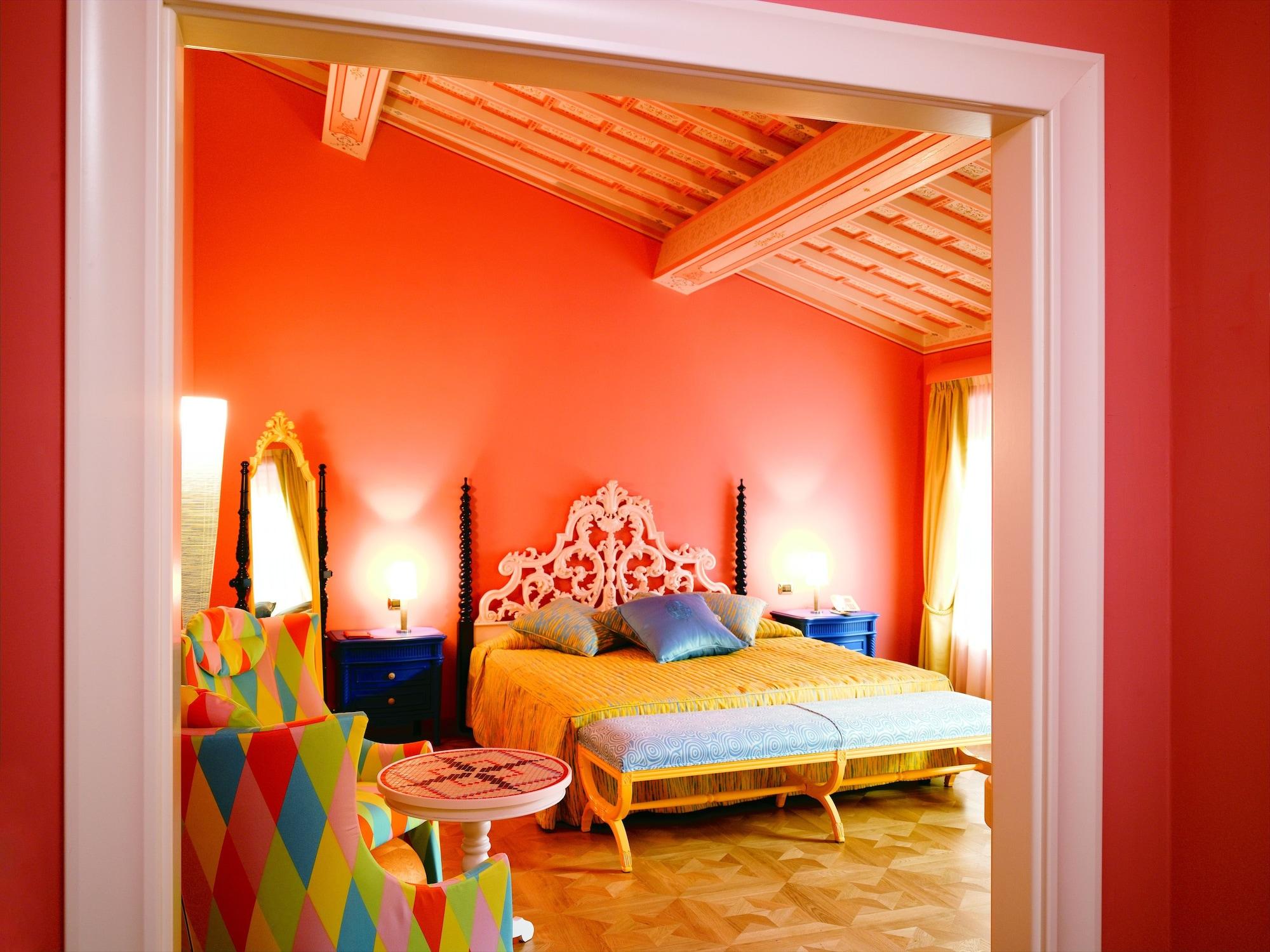 Hotel Byblos Art Amistà 5*